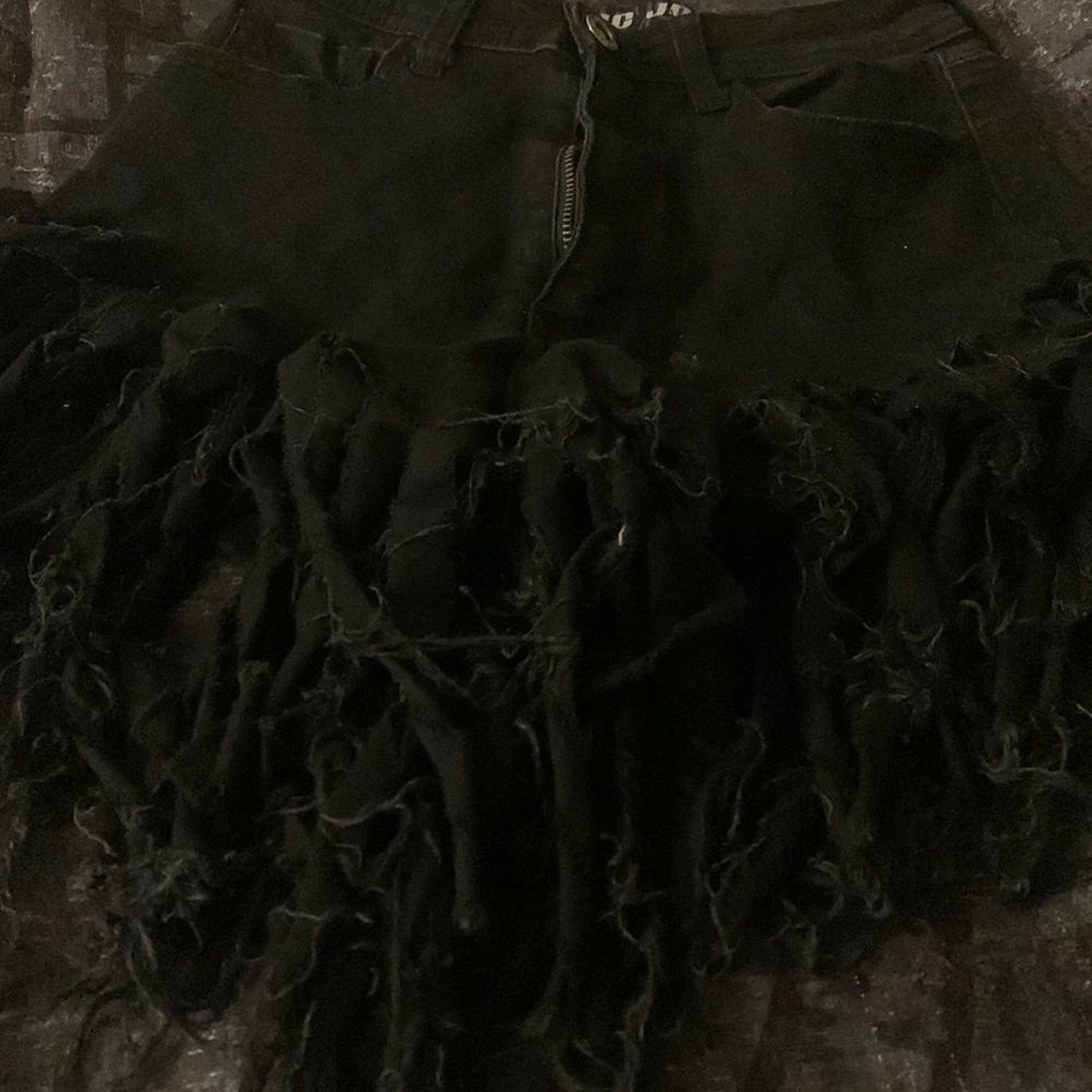 Shorts with shingles